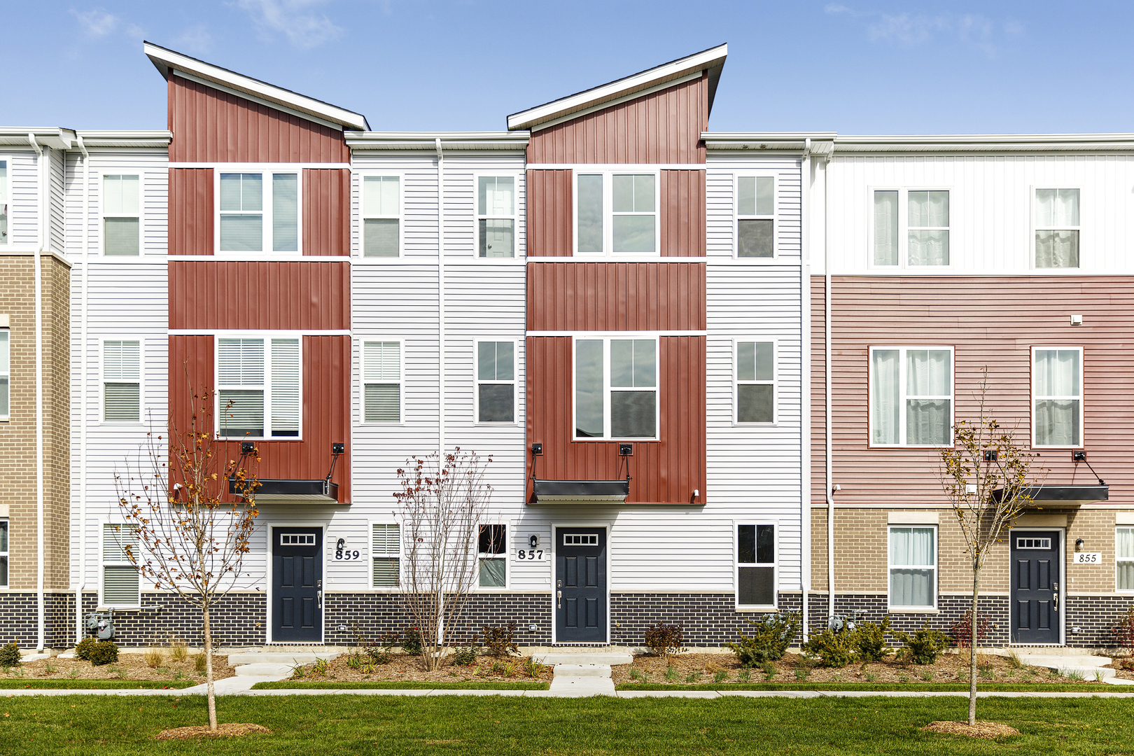 857 Finley Drive, Aurora, IL