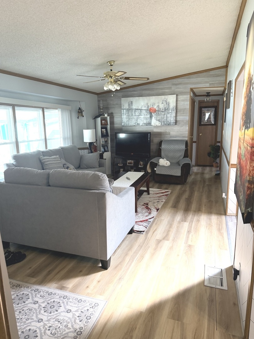 8800 S Harlem Avenue #2000A, Bridgeview, IL