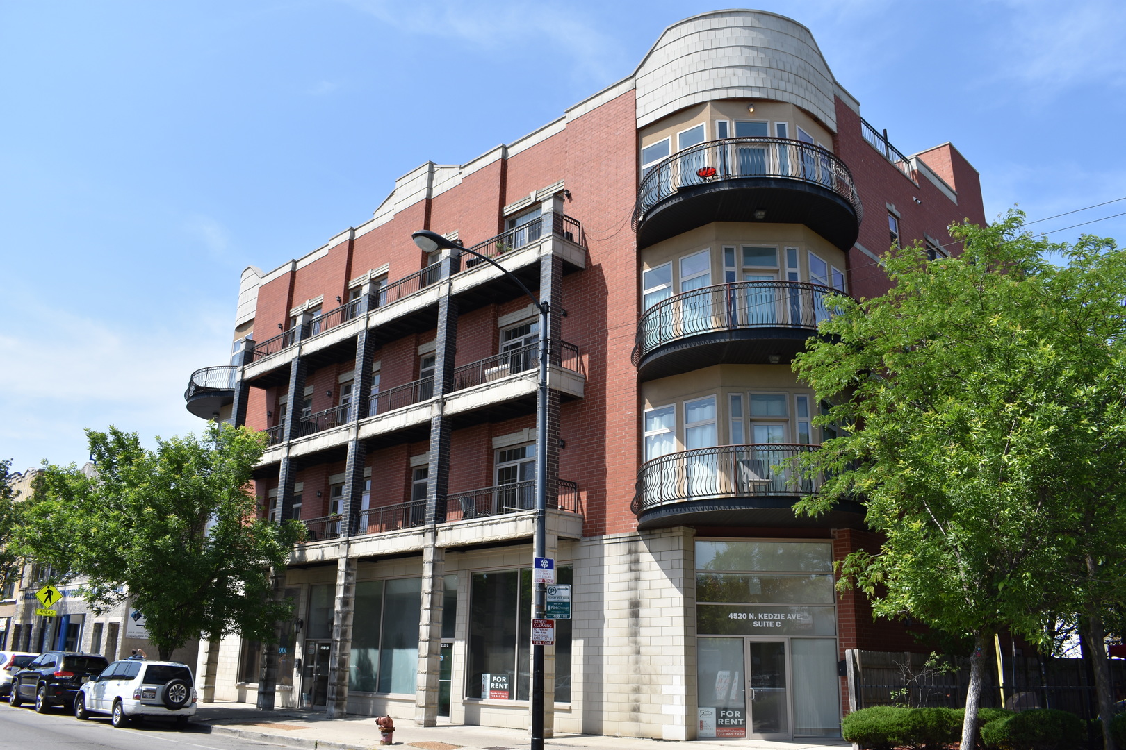 4518 N Kedzie Avenue #3E, Chicago, IL