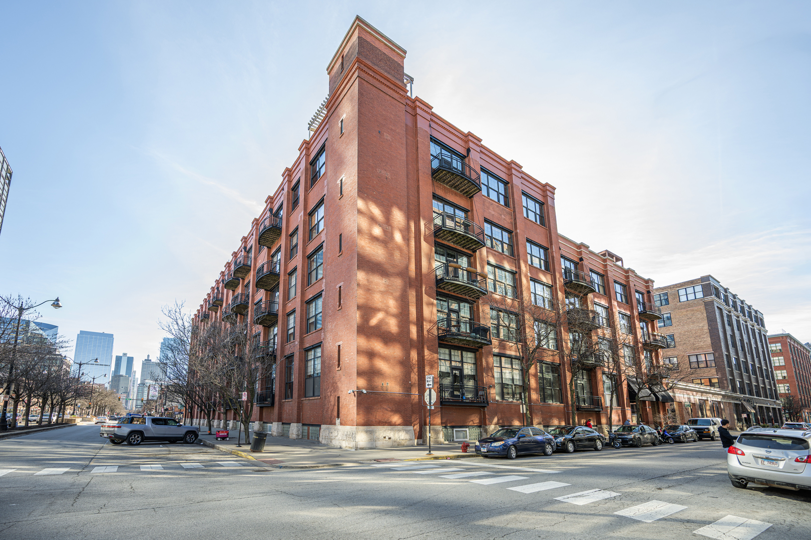 1000 W WASHINGTON Boulevard #411, Chicago, IL