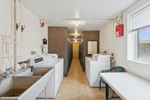 1136 Greenleaf Avenue #205, Wilmette, IL