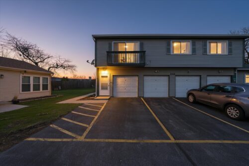 238 Algonquin Court #D, Bolingbrook, IL