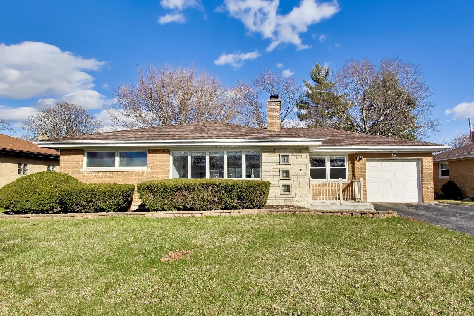 915 S Na Wa Ta Avenue, Mount Prospect, IL