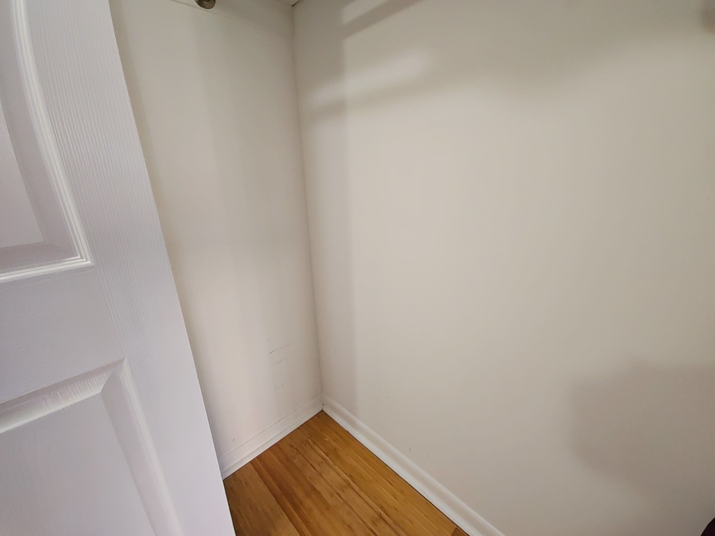 2216 W 21st Place #2F, Chicago, IL