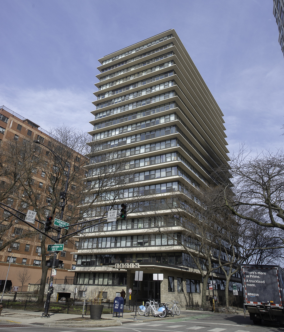 5801 N SHERIDAN Road #18C, Chicago, IL