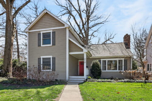 210 Woodward Avenue, Geneva, IL