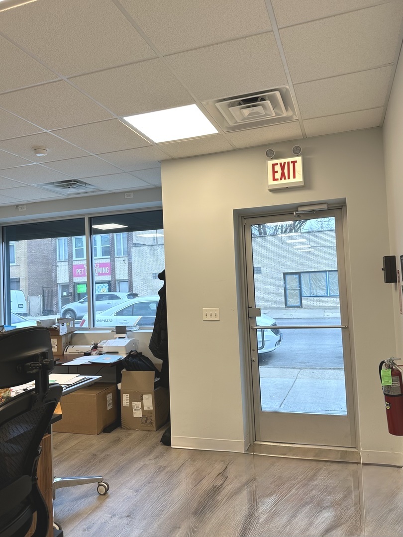 2445 W 71st Street, Chicago, IL