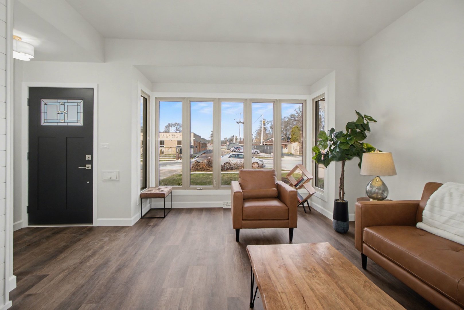 18263 Greenbay Avenue, Lansing, IL