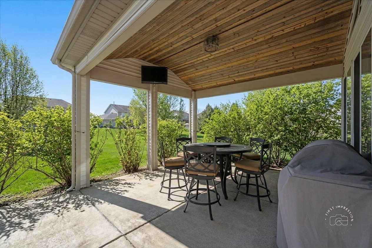 2518 Imgrund Road, North Aurora, IL