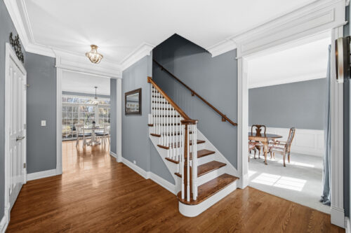 40W612 Blue Lake Circle, St. Charles, IL