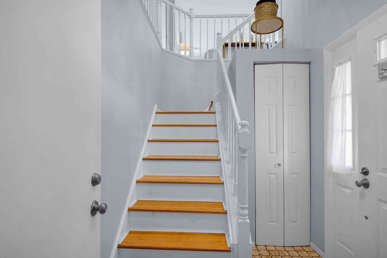 1903 Quaker Hollow Lane, Streamwood, IL