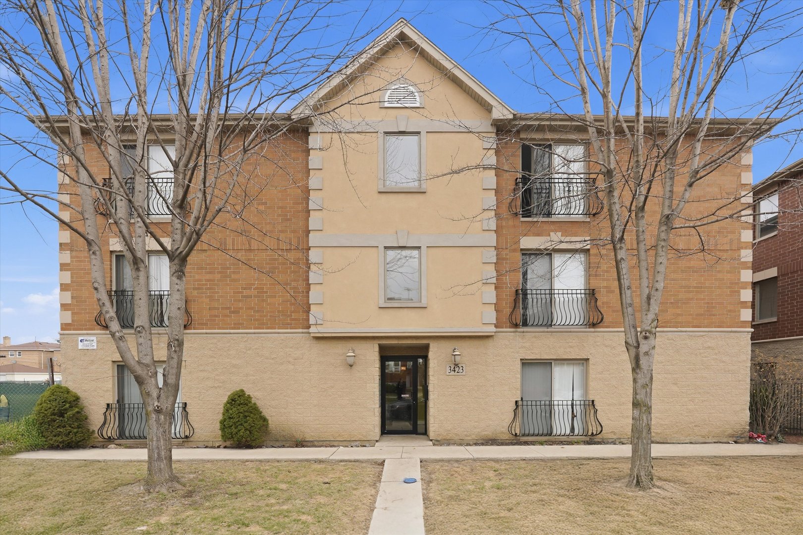 3423 Ridgeland Avenue #102, Berwyn, IL