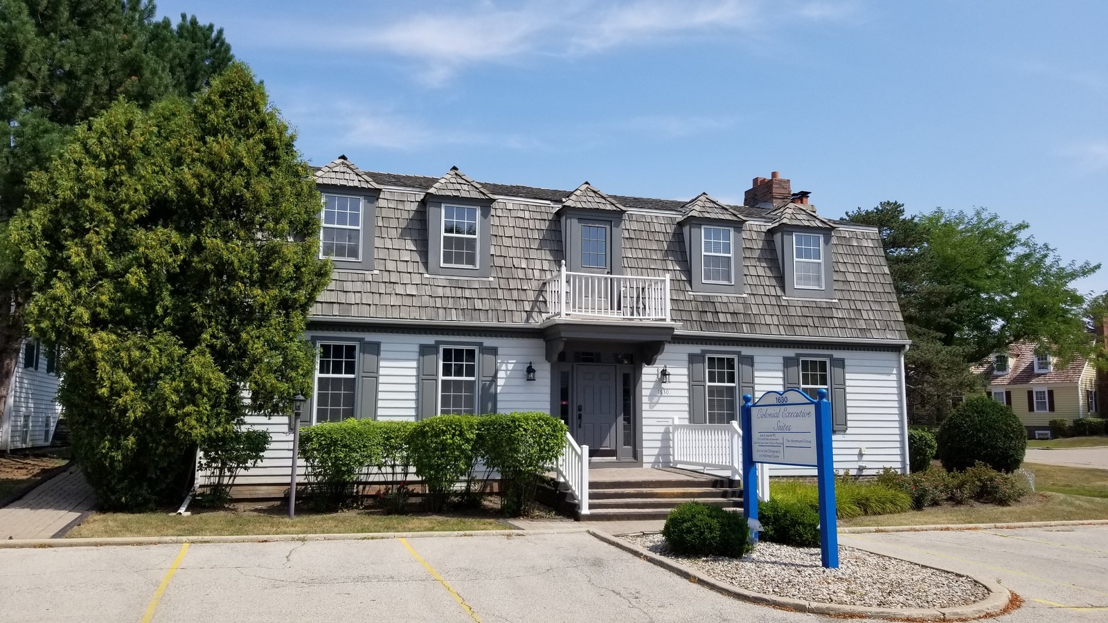 1630 W Colonial Parkway #25, Inverness, IL