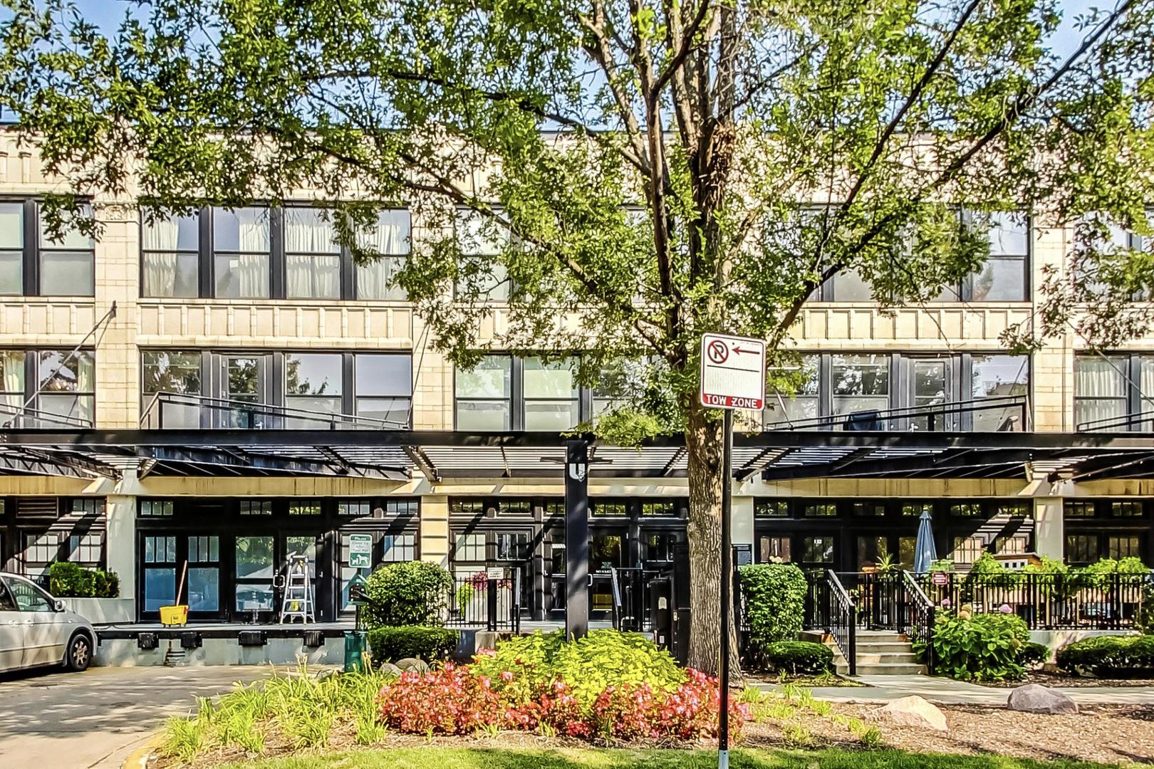 1000 W 15TH Street #233, Chicago, IL