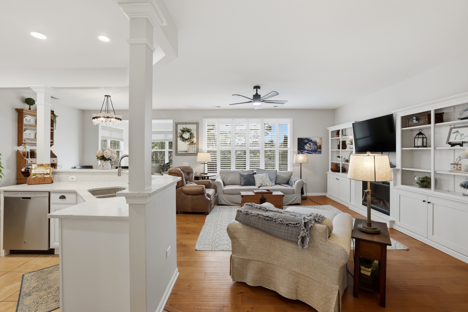 11308 Maplewood Avenue, Huntley, IL