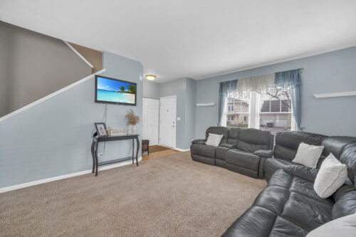 2418 Montclair Lane, Montgomery, IL