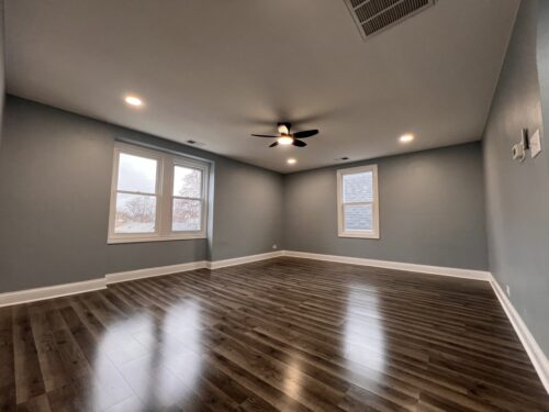 7017 S Wood Street, Chicago, IL