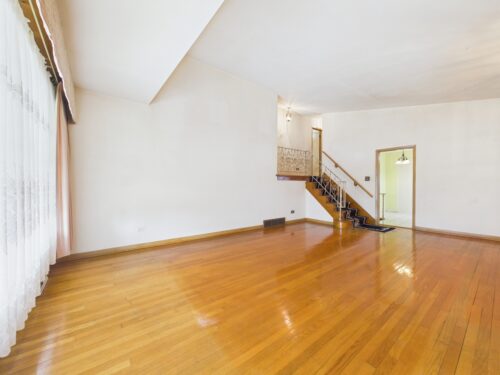 9275 Clancy Drive, Des Plaines, IL