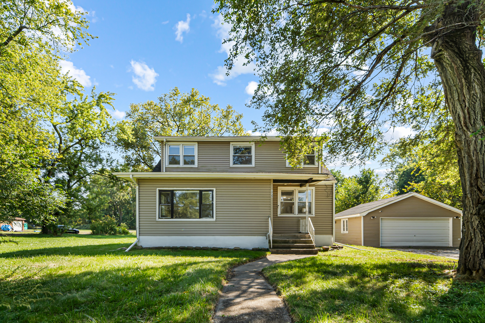 1725 E 158th Street, South Holland, IL