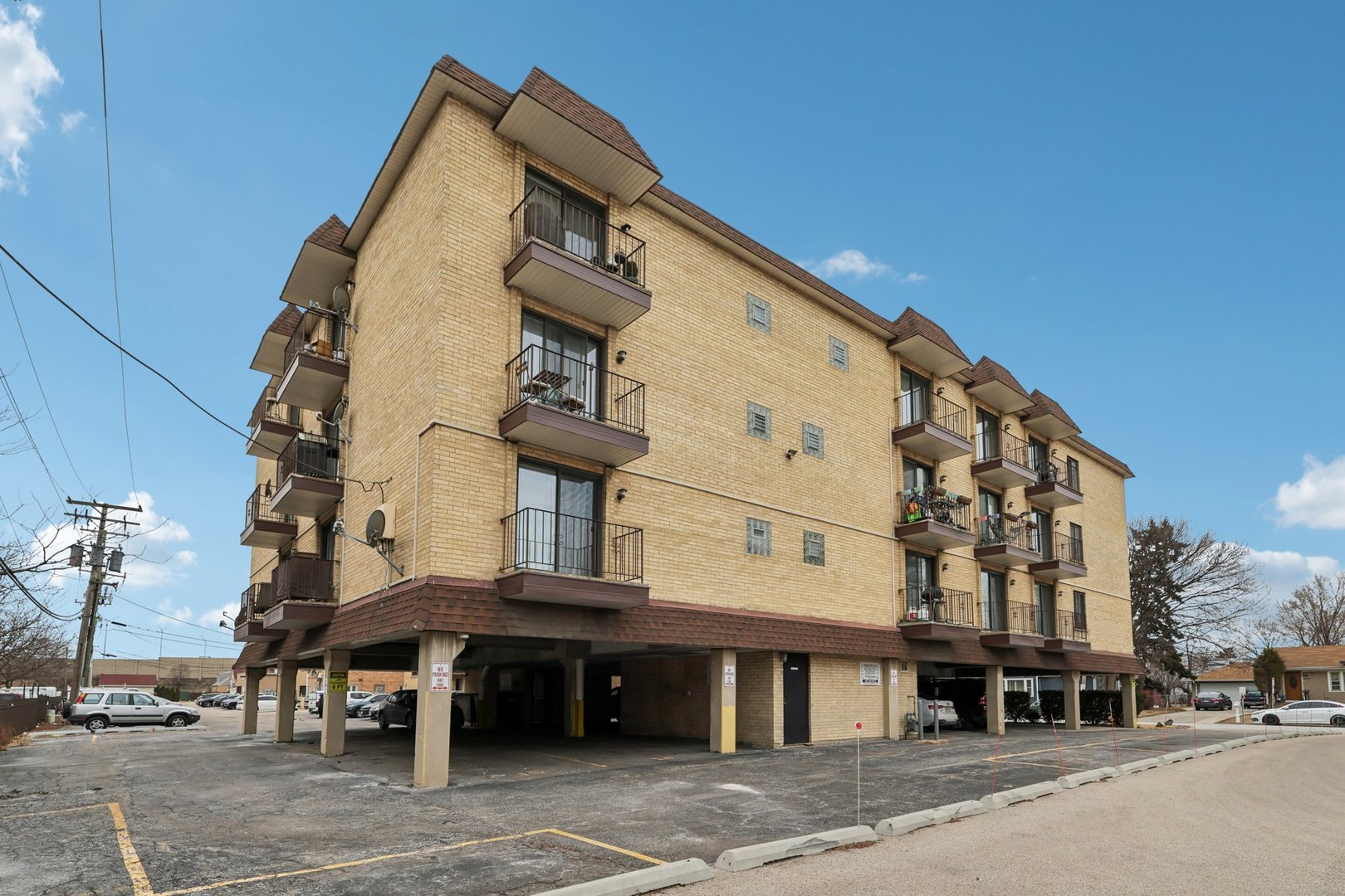 9815 Lawrence Court #3AF, Schiller Park, IL