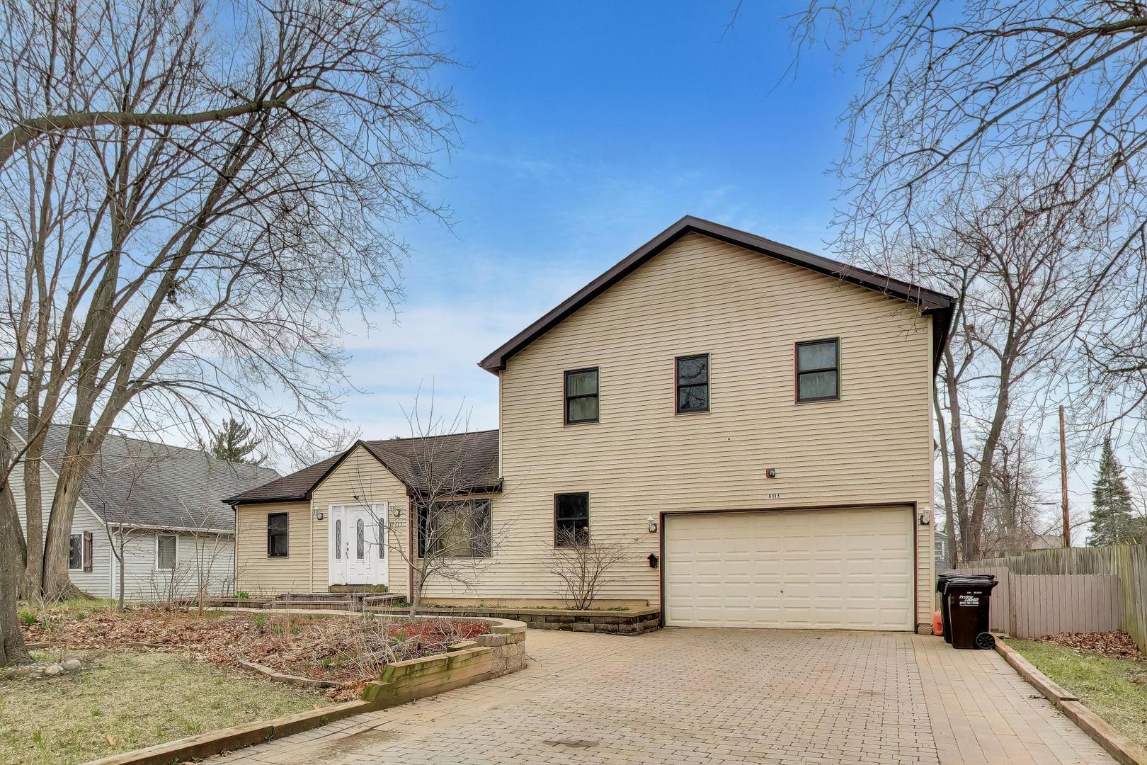 5115 Parkview Drive, Mccullom Lake, IL