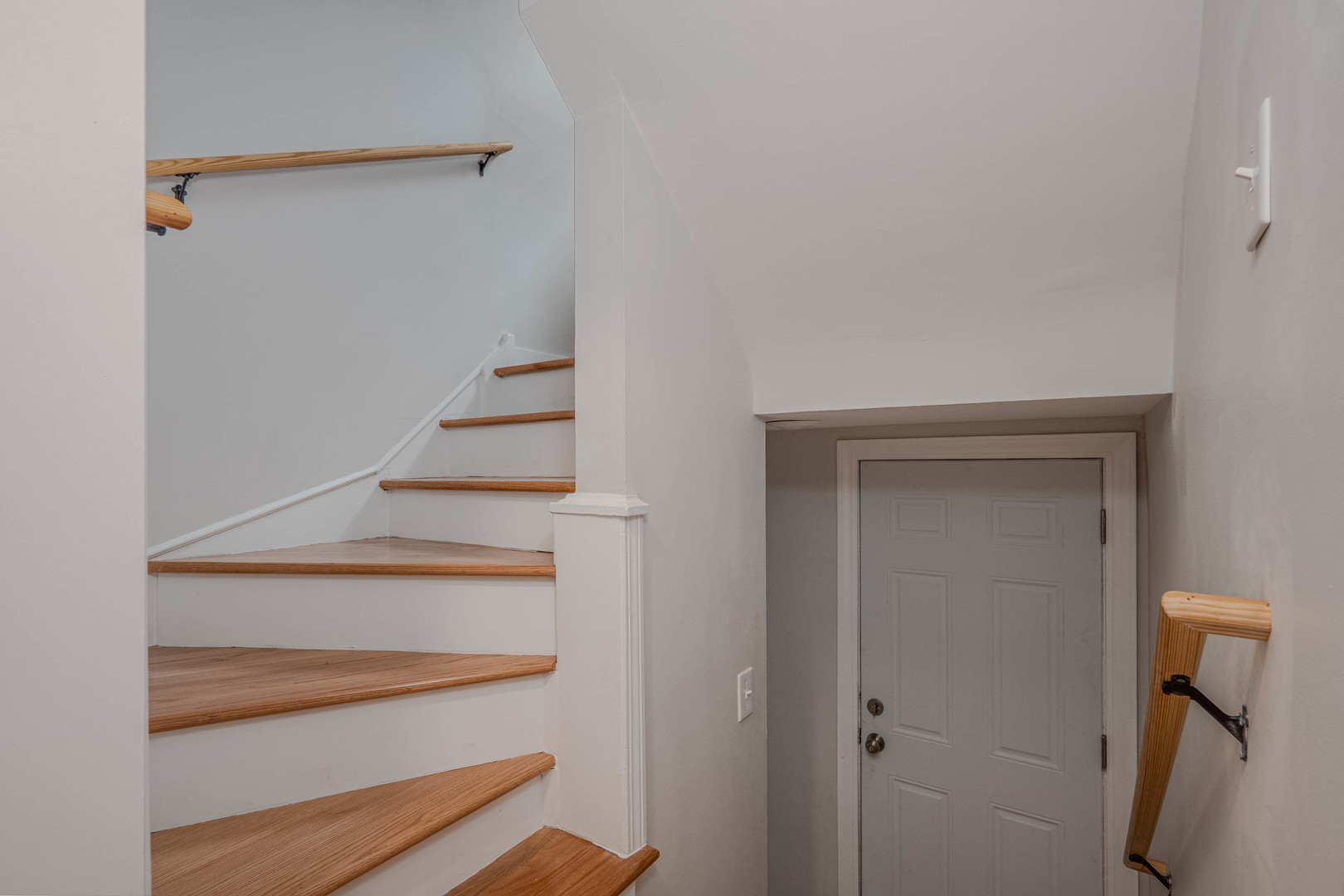 2912 N 74th Avenue, Elmwood Park, IL