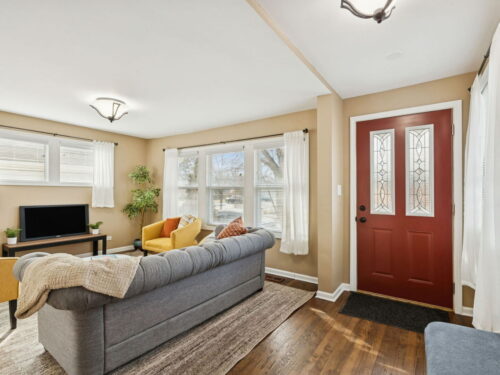 2039 Brown Avenue, Evanston, IL
