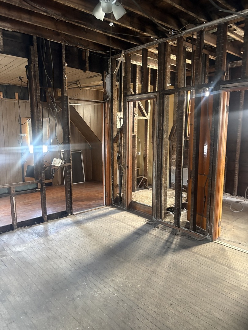 4534 S Honore Street, Chicago, IL