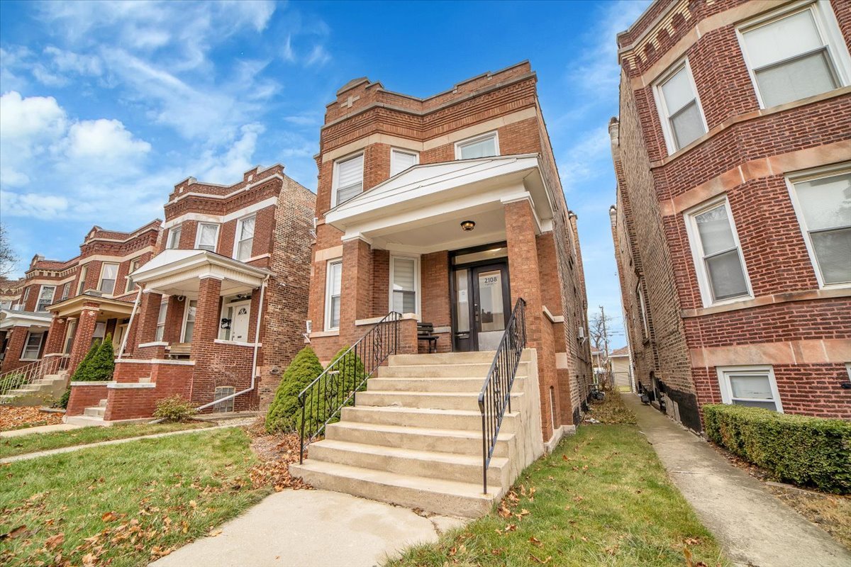 2108 Highland Avenue, Berwyn, IL