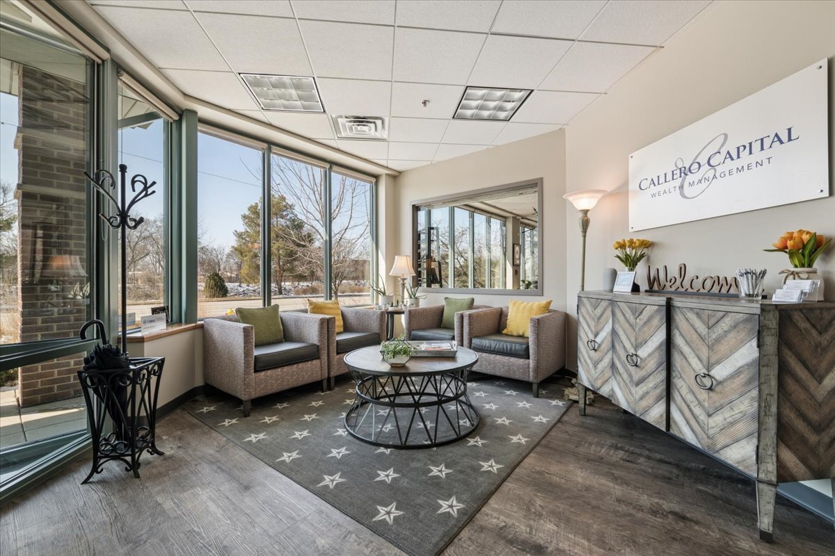 1150 W Northwest Highway, Mount Prospect, IL