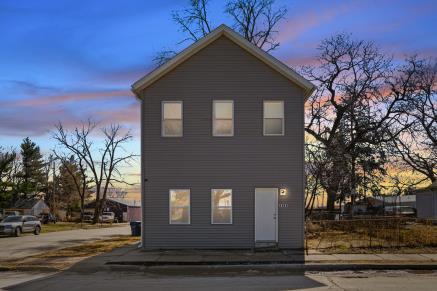 1101 w 6th Street, Davenport, IA