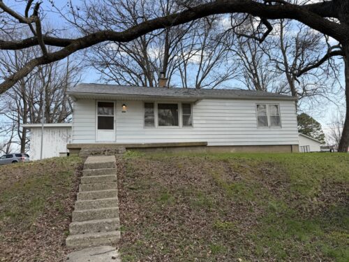 206 S 1st Street, Pinckneyville, IL