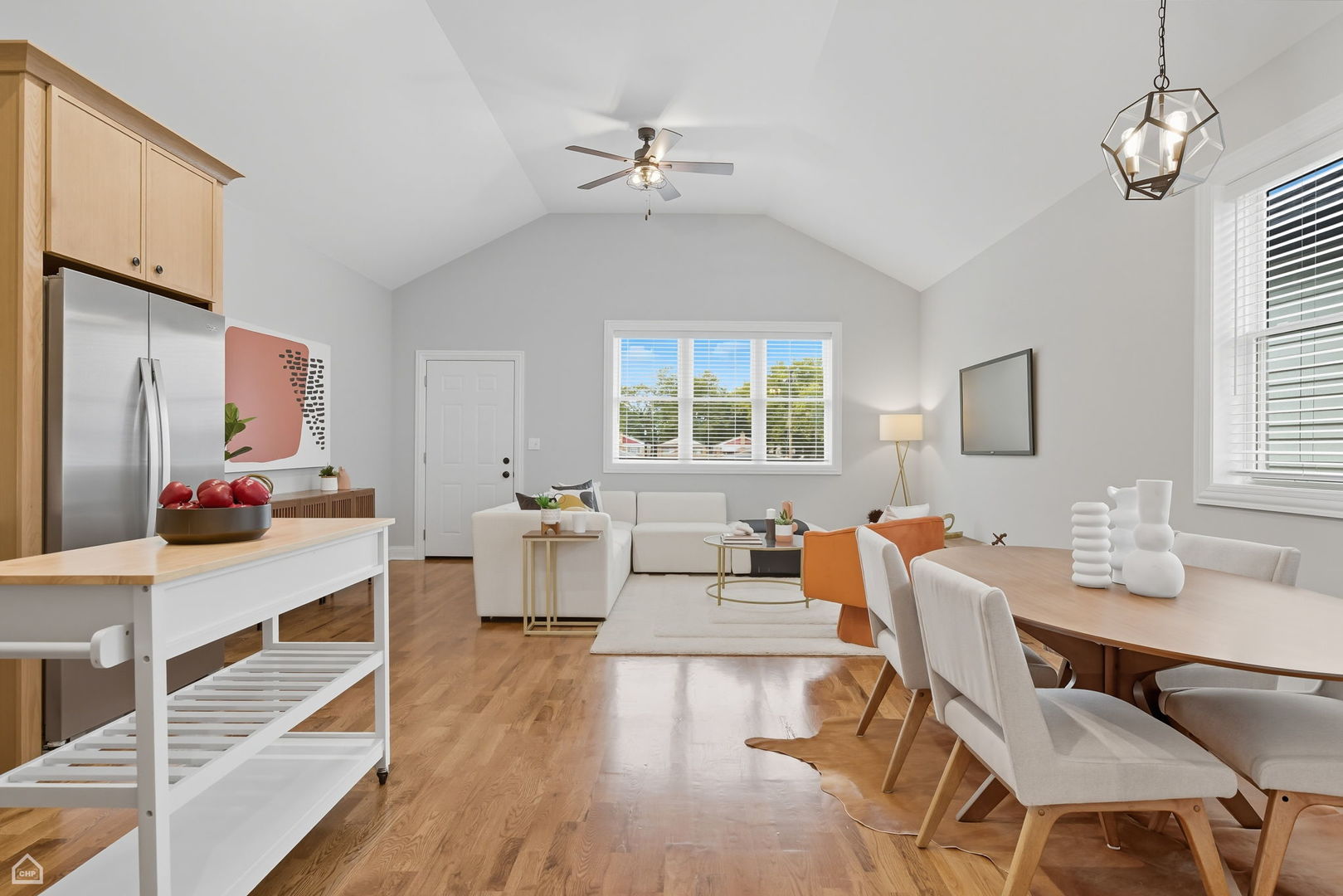 555 N Springfield Avenue, Chicago, IL