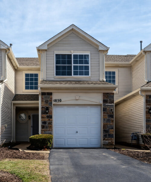 1850 Wisteria Drive, Aurora, IL