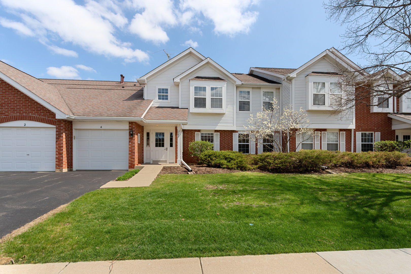 207 Norfolk Court #3, Roselle, IL