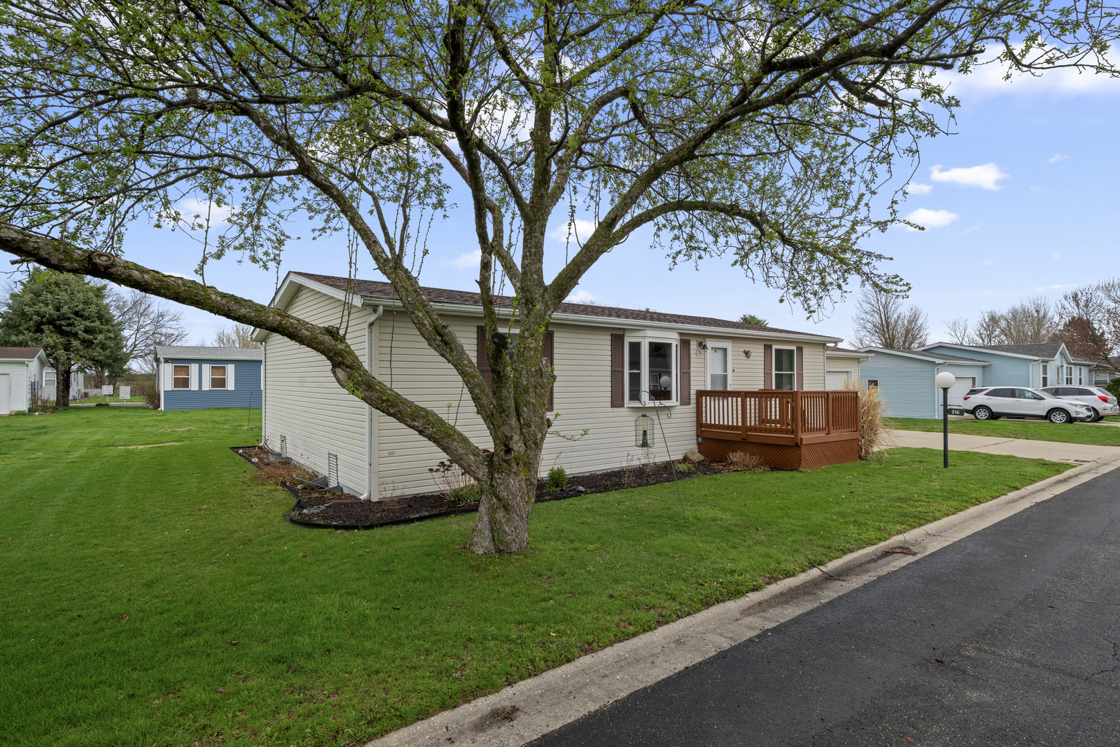 216 Meadowlark Lane, Sandwich, IL