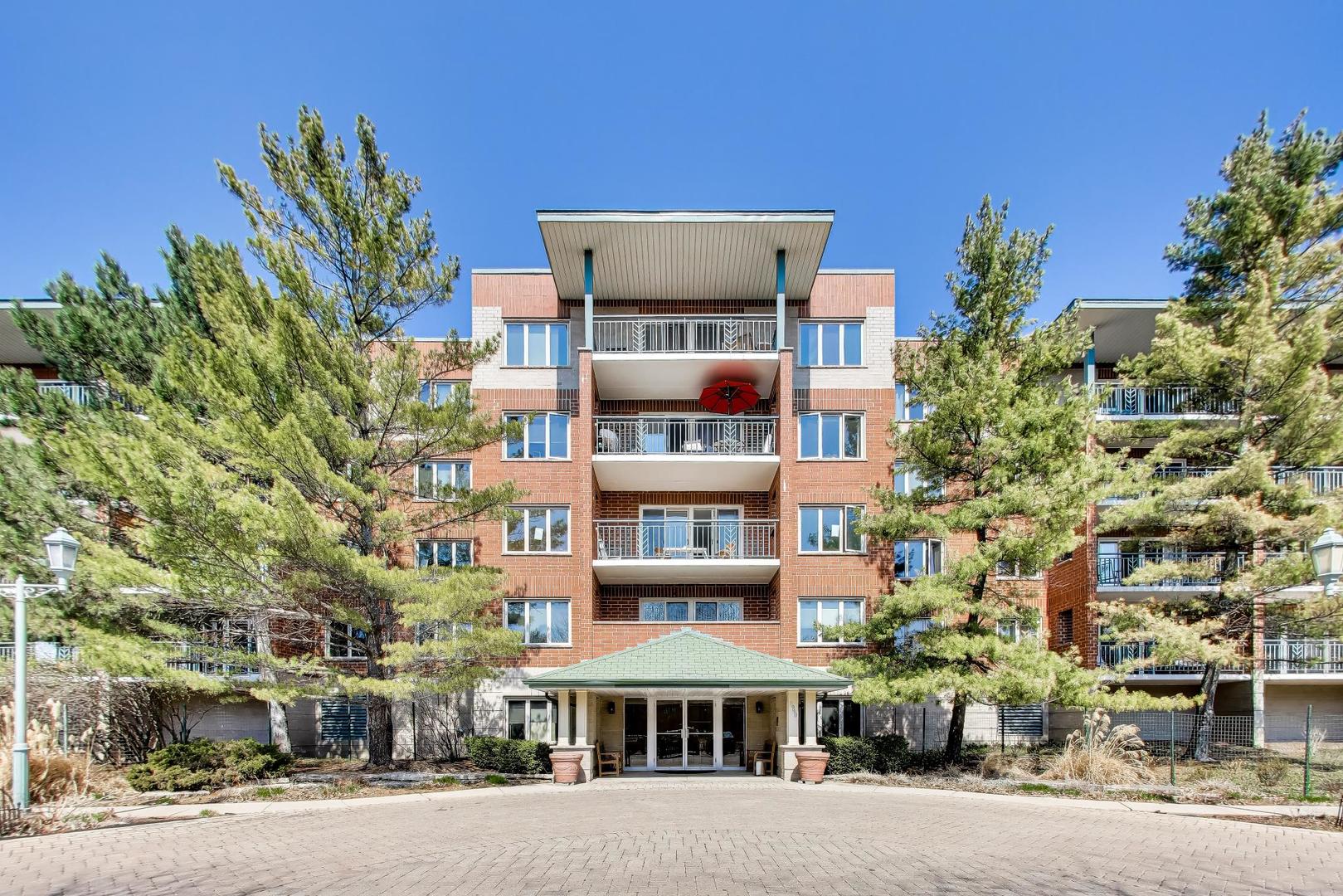 3940 W Bryn Mawr Avenue #501, Chicago, IL