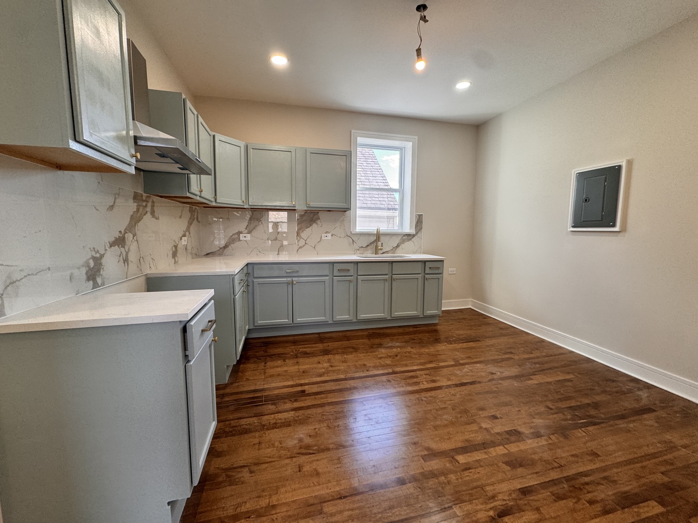 2506 S Hamlin Avenue #2, Chicago, IL