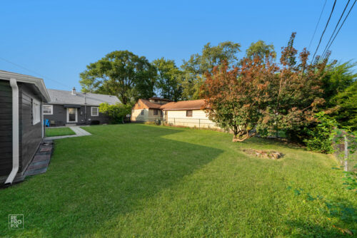 5145 State Road, Burbank, IL