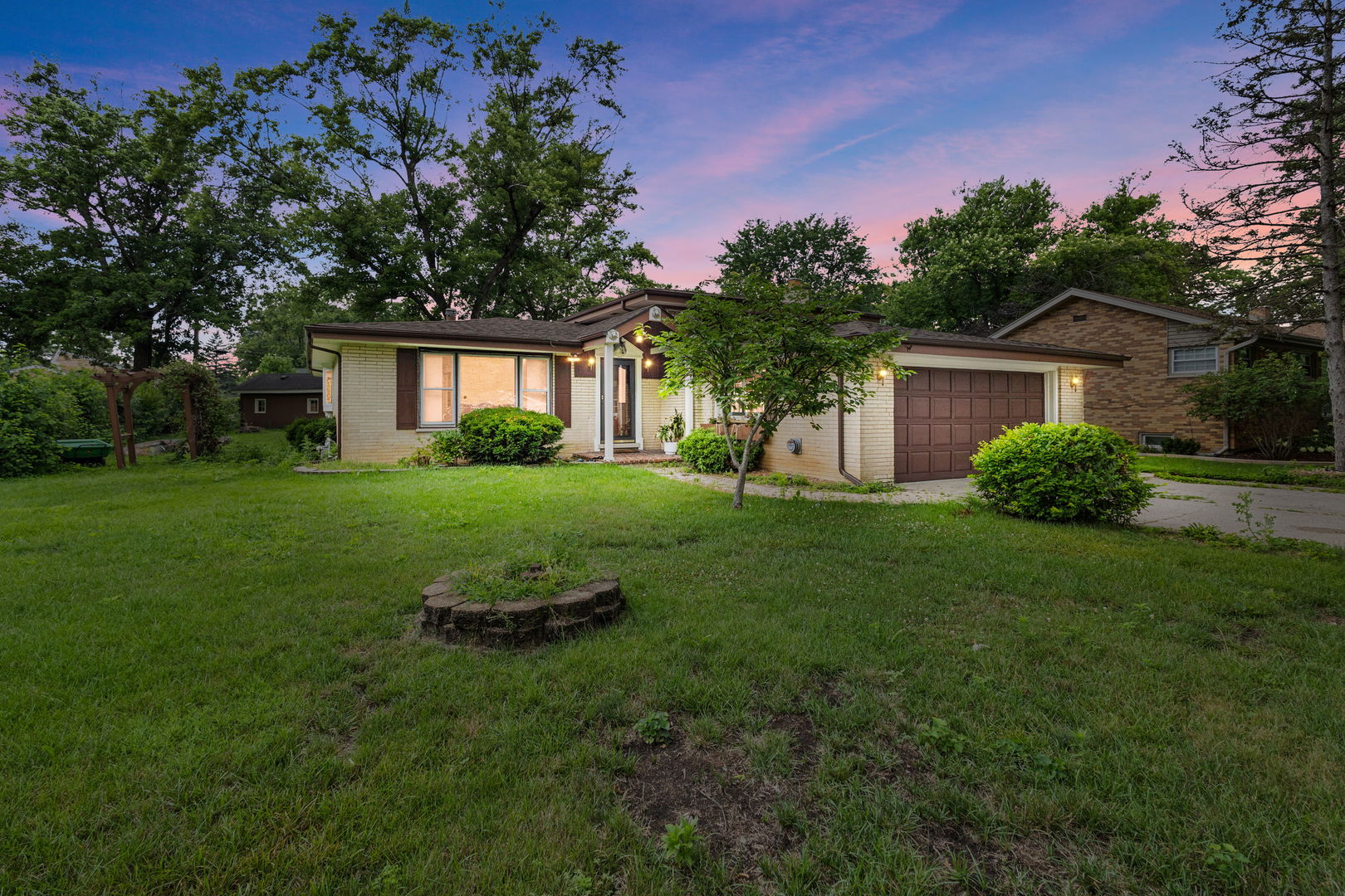 13064 S 71ST Avenue, Palos Heights, IL