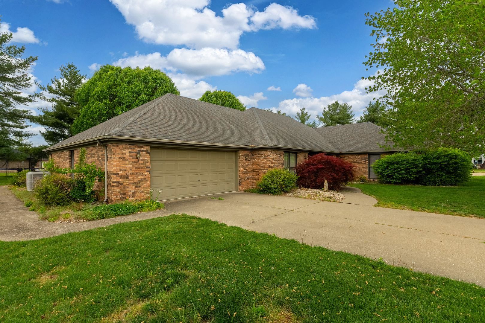 1602 S Eugene Lane, Marion, IL