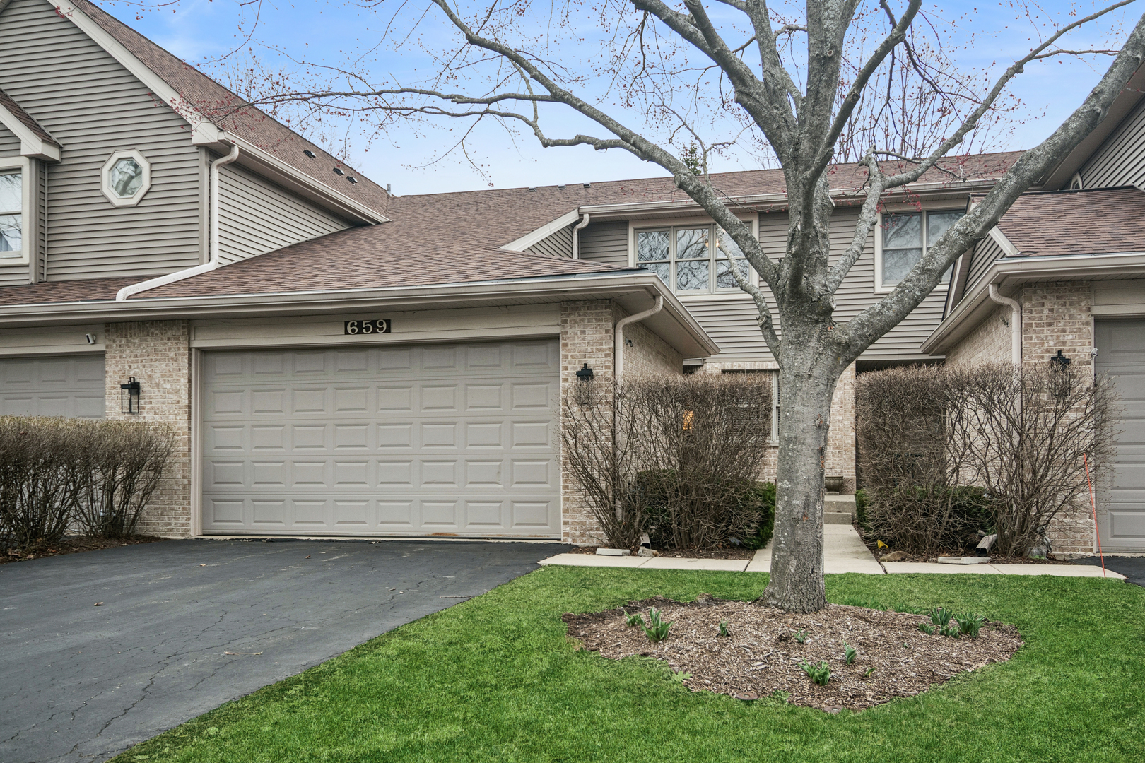 659 N Walden Drive, Palatine, IL