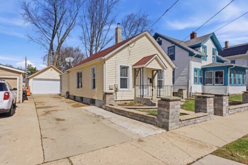 810 Superior Street, Aurora, IL