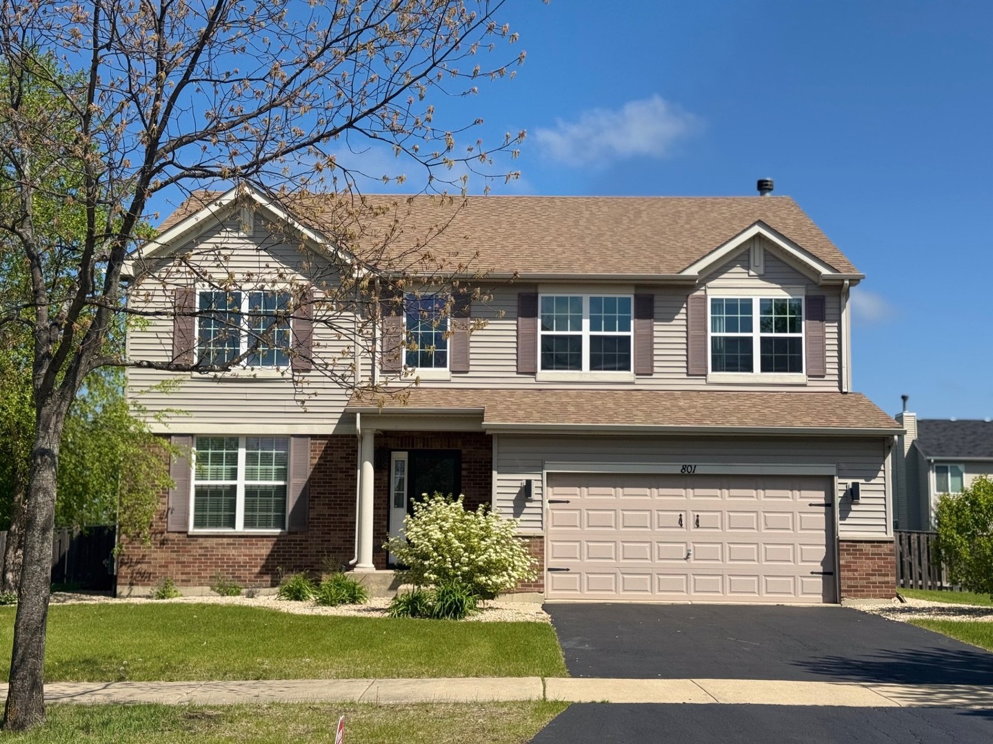 801 Parkside Lane, Yorkville, IL