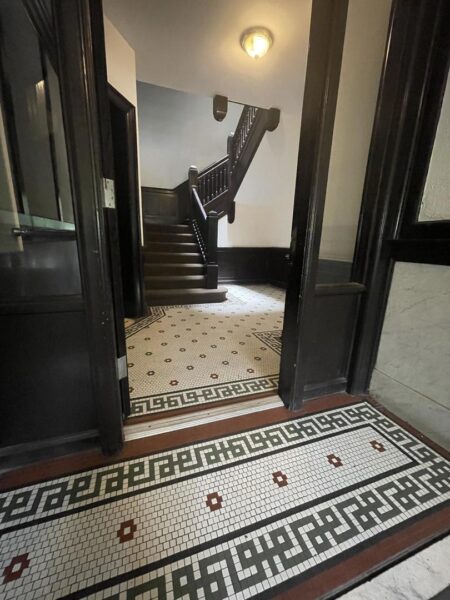 4354 W Washington Boulevard #202, Chicago, IL