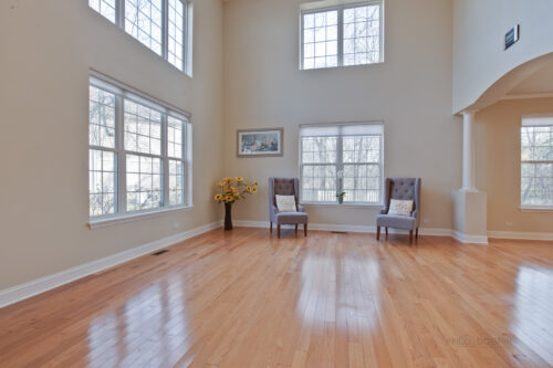 33 River Oaks Circle, Buffalo Grove, IL