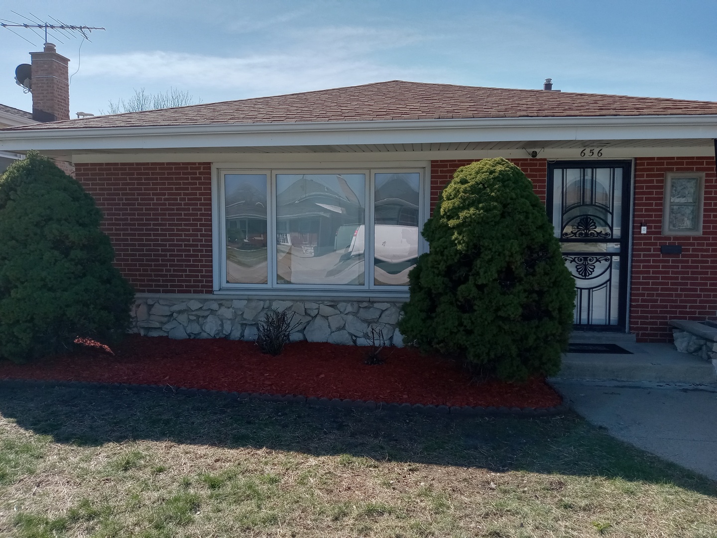 656 Saginaw Avenue, Calumet City, IL