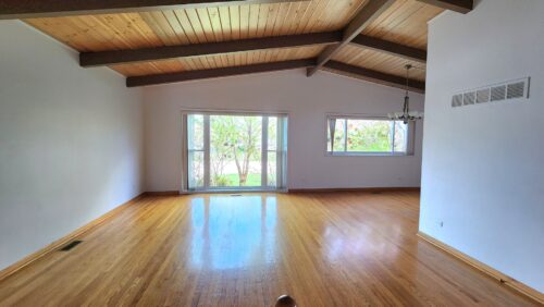 9138 Four Winds Way, Skokie, IL