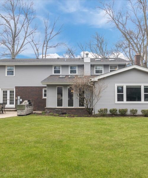 1632 Longvalley Drive, Northbrook, IL