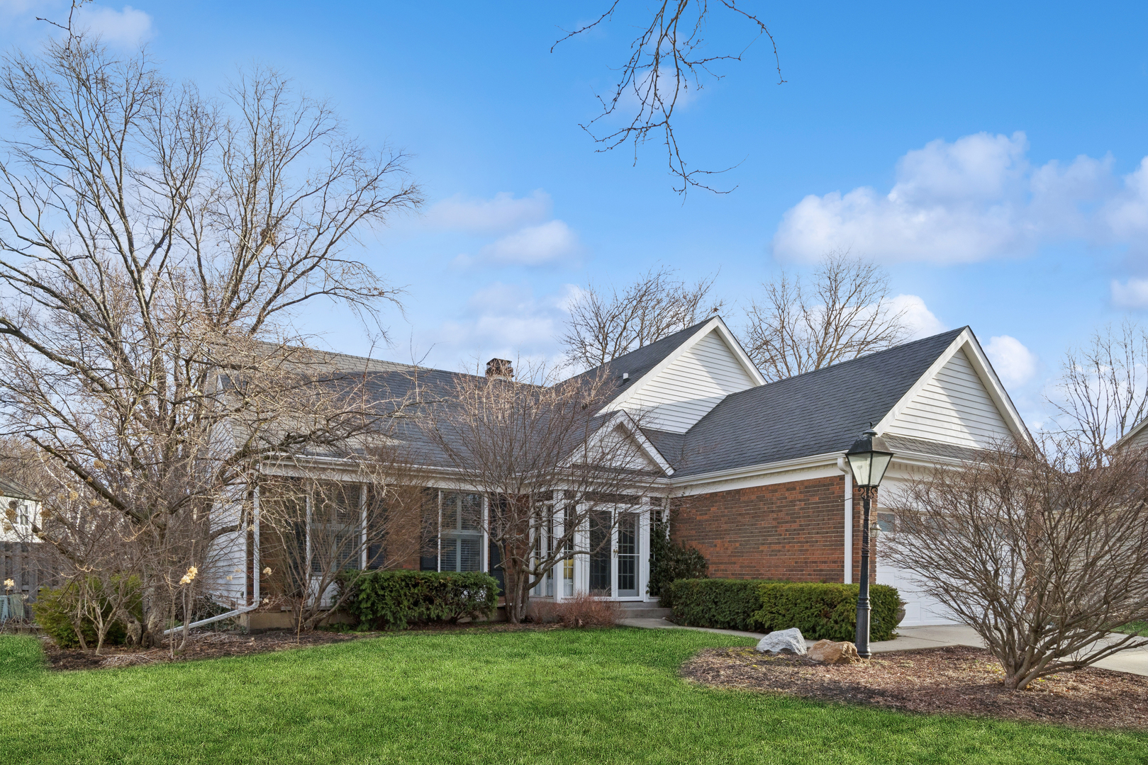 4 Athens Court, Vernon Hills, IL
